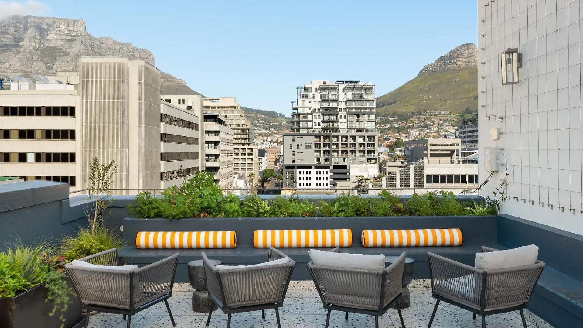 The Carrington Aparthotel By Totalstay Cape Town